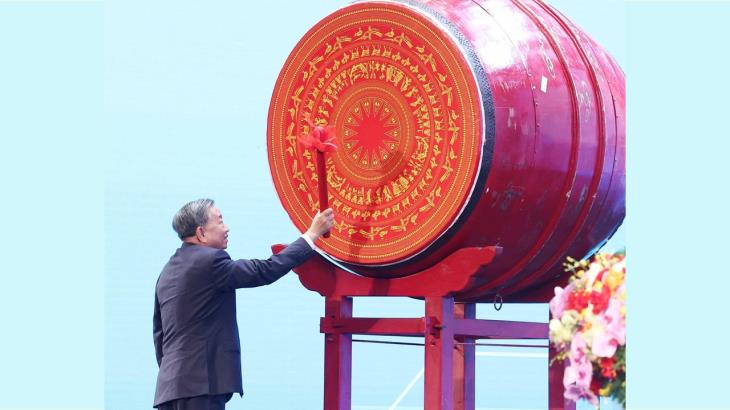 Tổng Bí thư Tô Lâm dự Lễ kỷ niệm 80 năm truyền thống ngành Giáo dục và khai giảng năm học mới