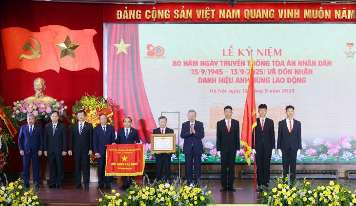 Tổng Bí thư Tô Lâm dự Lễ kỷ niệm 80 năm Ngày truyền thống Toà án nhân dân