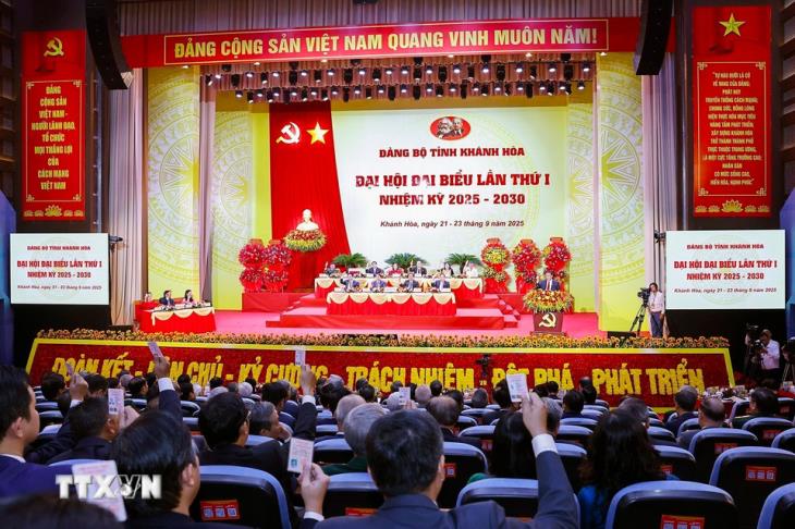 Nhân sự tỉnh Khánh Hòa