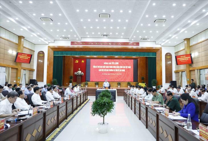 Tổng Bí thư Tô Lâm thăm và làm việc tại tỉnh Cà Mau, tỉnh An Giang