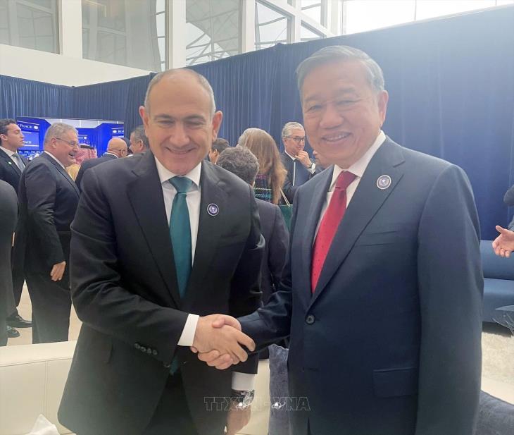 Tổng Bí thư Tô Lâm có cuộc gặp Thủ tướng Armenia nhân dịp tham dự cuộc họp khai mạc Hội đồng Hòa bình về Gaza (19/2/2026)