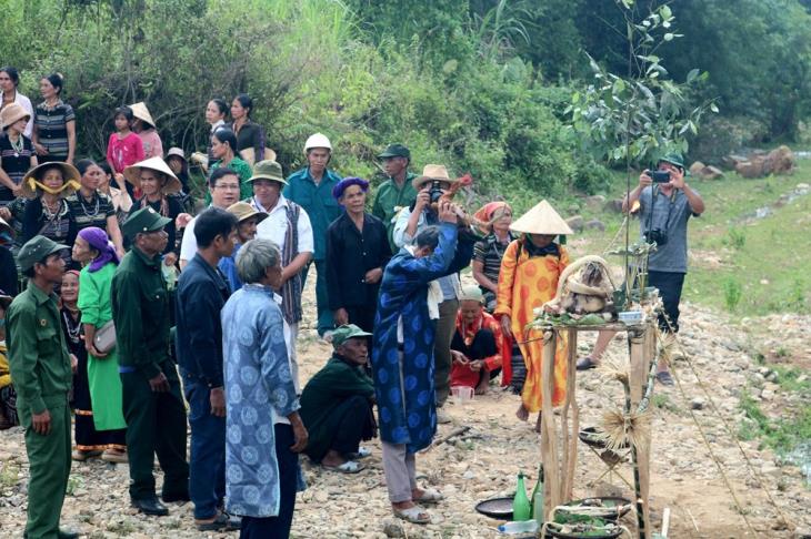 Lễ hội cầu mưa của người Hre (Quảng Ngãi)