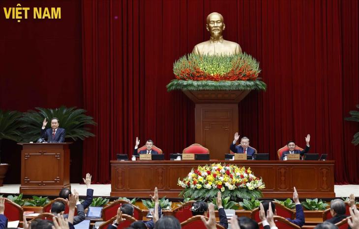 Thông cáo báo chí ngày làm việc thứ nhất Hội nghị Trung ương 2 khoá XIV