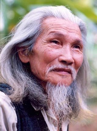 Hữu Loan (1916-2010)