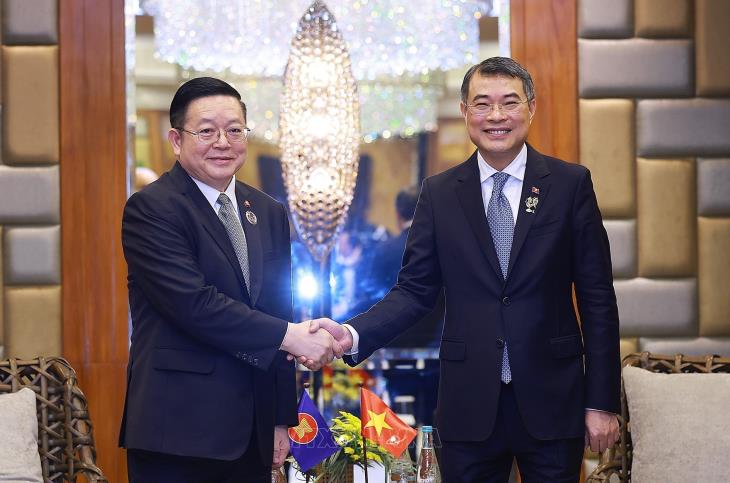 Thủ tướng Lê Minh Hưng gặp Tổng Thư ký ASEAN Kao Kim Hourn tại Hội nghị Cấp cao ASEAN 48 (8/5/2026)