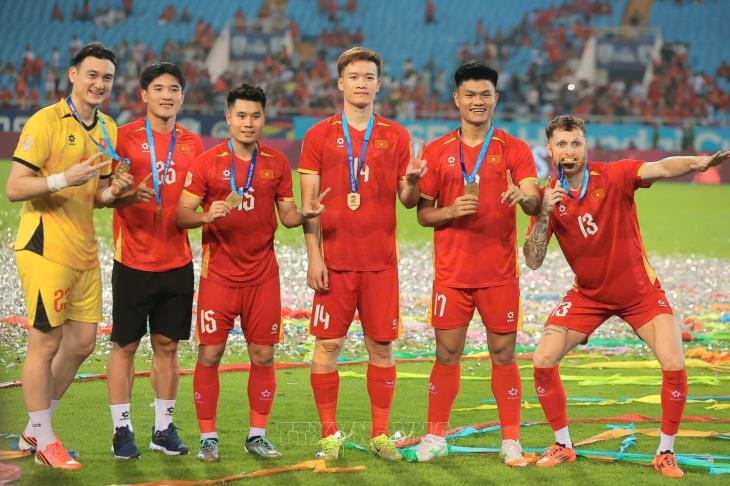 ASEAN Cup 2026: Hòa 2-2 trước Thái Lan, Việt Nam bảo vệ thành công chức vô địch