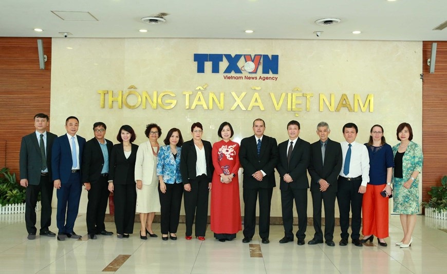 Tổng Giám đốc TTXVN hội đàm với Chủ tịch Thông tấn xã Prensa Latina