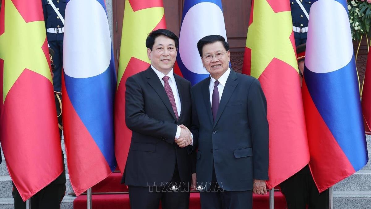 Quan hệ hữu nghị vĩ đại, đoàn kết đặc biệt và hợp tác toàn diện Việt Nam-Lào ngày càng sâu đậm