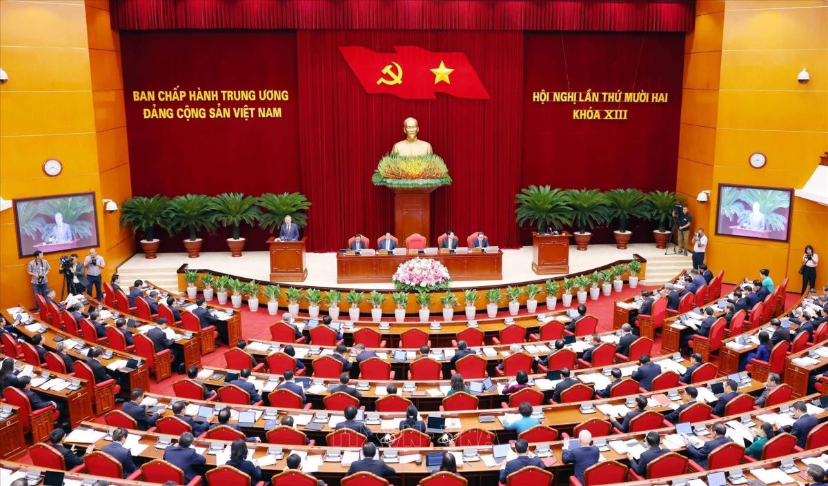 Hội nghị lần thứ mười hai Ban Chấp hành Trung ương Đảng khóa XIII