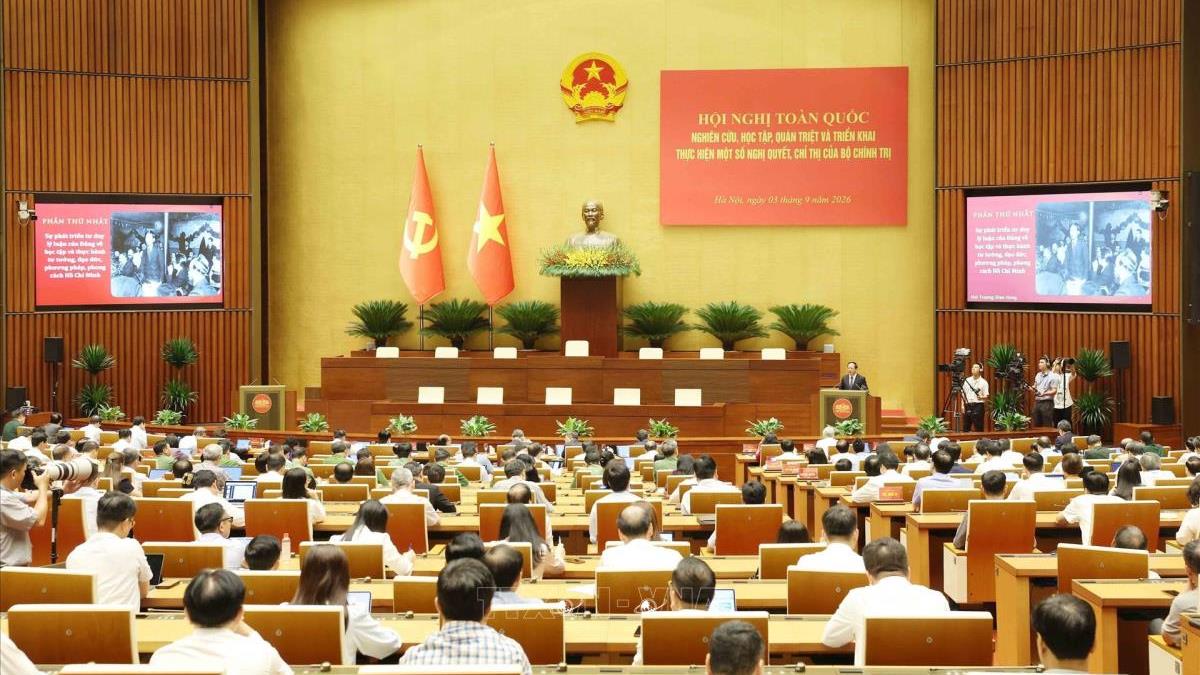 Hội nghị toàn quốc nghiên cứu, học tập, quán triệt và triển khai thực hiện một số Nghị quyết, Chỉ thị của Bộ Chính trị